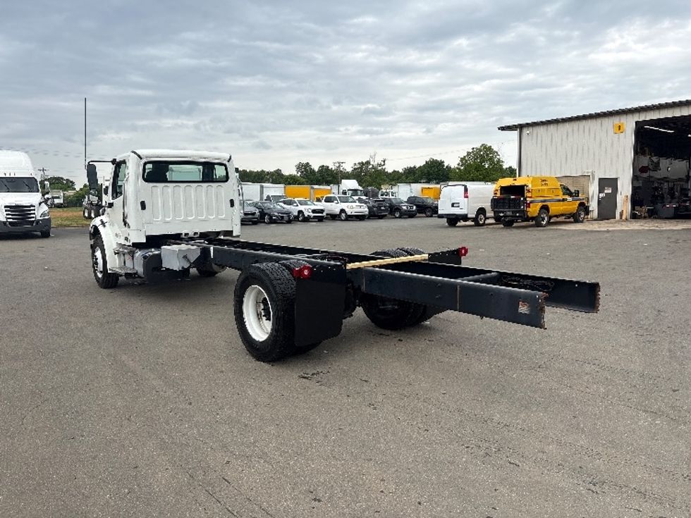 Cab and Chassis Truck-Light and Medium Duty Trucks-Freightliner-2025-M2P-Greensboro-NC-48,440\n\t\tmiles-$ 89,750 - Image 6