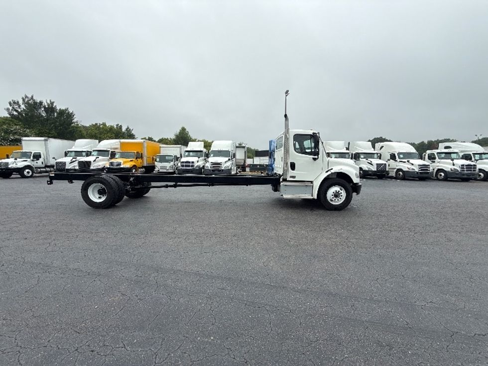 Cab and Chassis Truck-Light and Medium Duty Trucks-Freightliner-2025-M2P-Greensboro-NC-936\n\t\tmiles-$ 107,000 - Image 10