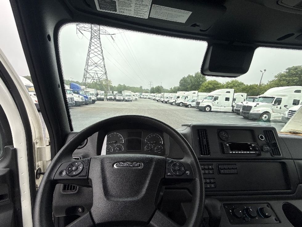 Cab and Chassis Truck-Light and Medium Duty Trucks-Freightliner-2025-M2P-Greensboro-NC-936\n\t\tmiles-$ 107,000 - Image 13