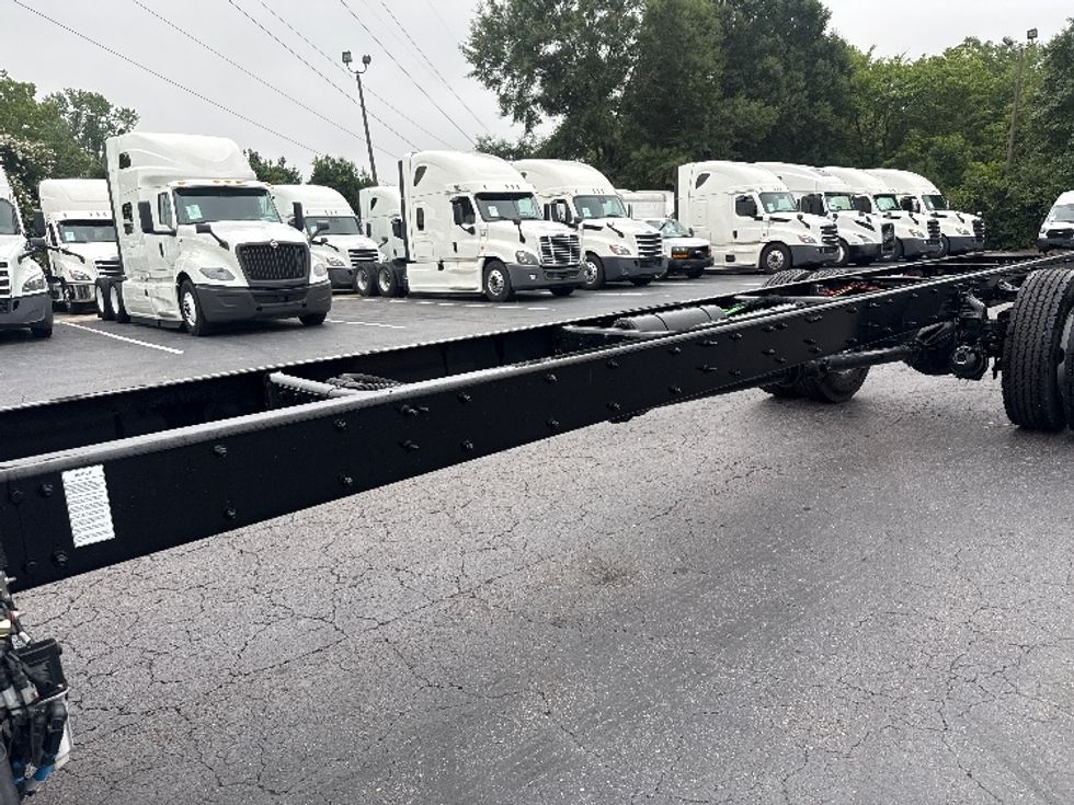 Cab and Chassis Truck-Light and Medium Duty Trucks-Freightliner-2025-M2P-Greensboro-NC-936\n\t\tmiles-$ 107,000 - Image 5
