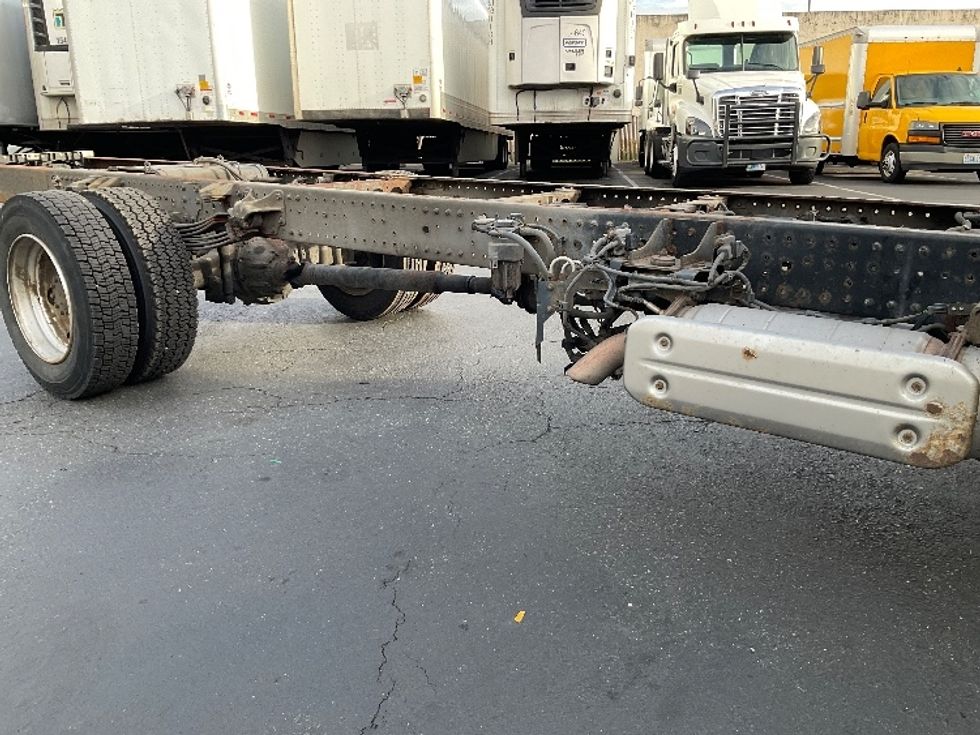 Cab and Chassis Truck-Light and Medium Duty Trucks-Hino-2017-195-Kent-WA-48,160\n\t\tmiles-$ 31,250 - Image 10