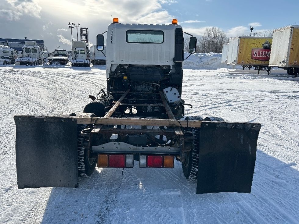 Cab and Chassis Truck-Light and Medium Duty Trucks-Hino-2019-195-Montreal-PQ-134,773\n\t\tkm-$ 57,250 - Image 7