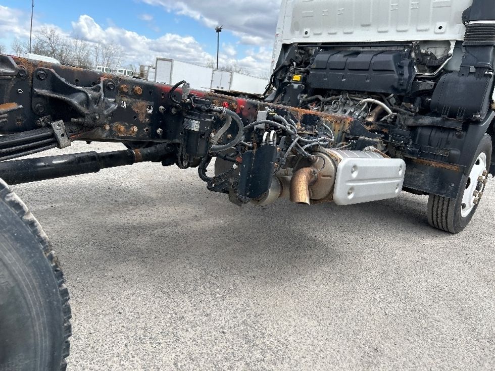Cab and Chassis Truck-Light and Medium Duty Trucks-Hino-2019-195-Montreal-PQ-192,280\n\t\tkm-$ 43,000 - Image 11