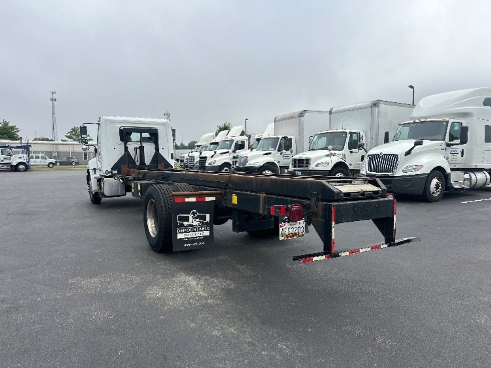 Cab and Chassis Truck-Light and Medium Duty Trucks-Hino-2019-268-New Castle-DE-220,000\n\t\tmiles-$ 31,250 - Image 6