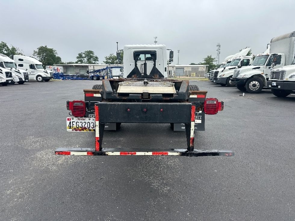 Cab and Chassis Truck-Light and Medium Duty Trucks-Hino-2019-268-New Castle-DE-220,000\n\t\tmiles-$ 31,250 - Image 7