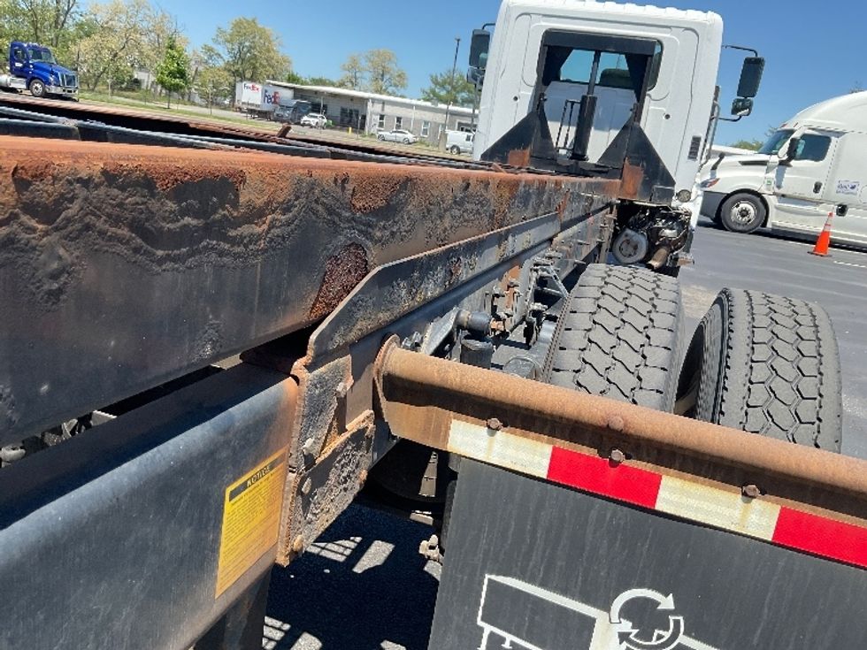 Cab and Chassis Truck-Light and Medium Duty Trucks-Hino-2019-268-New Castle-DE-243,137\n\t\tmiles-$ 28,250 - Image 24