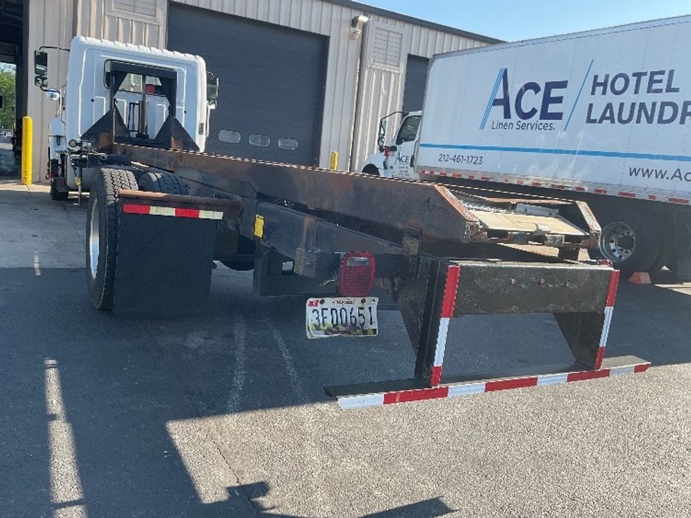 Cab and Chassis Truck-Light and Medium Duty Trucks-Hino-2019-268-New Castle-DE-243,137\n\t\tmiles-$ 28,250 - Image 7