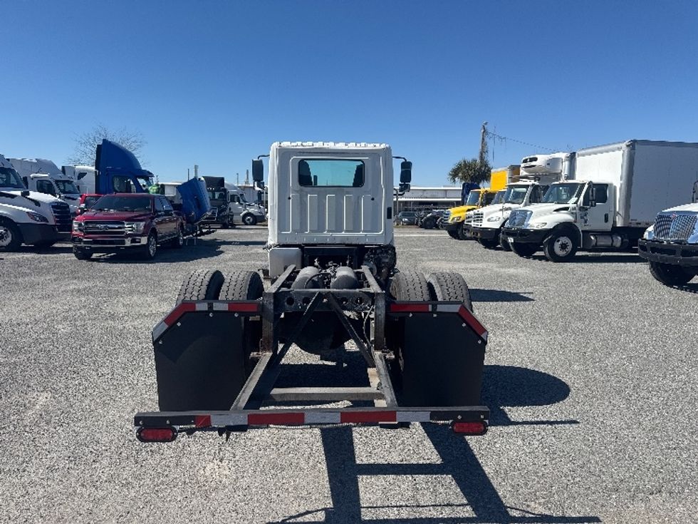 Cab and Chassis Truck-Light and Medium Duty Trucks-Hino-2019-268-Ocala-FL-187,718\n\t\tmiles-$ 31,250 - Image 7