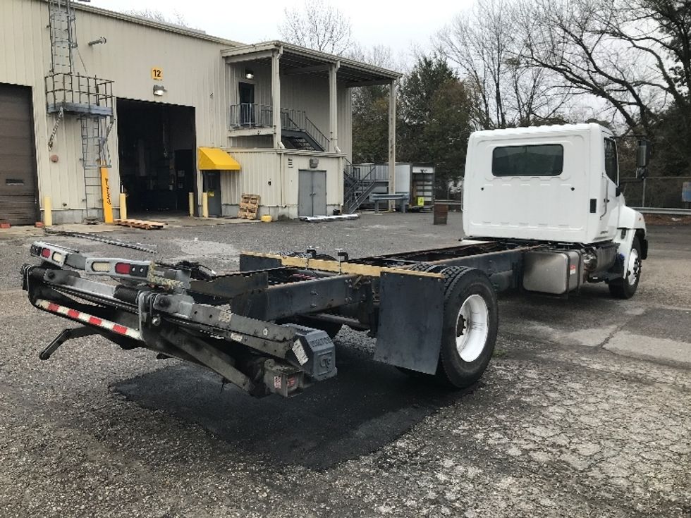 Cab and Chassis Truck-Light and Medium Duty Trucks-Hino-2019-268-Prince George-VA-104,149\n\t\tmiles-$ 49,000 - Image 11