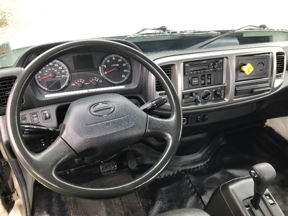 Cab and Chassis Truck-Light and Medium Duty Trucks-Hino-2019-268-Prince George-VA-104,149\n\t\tmiles-$ 49,000 - Image 16