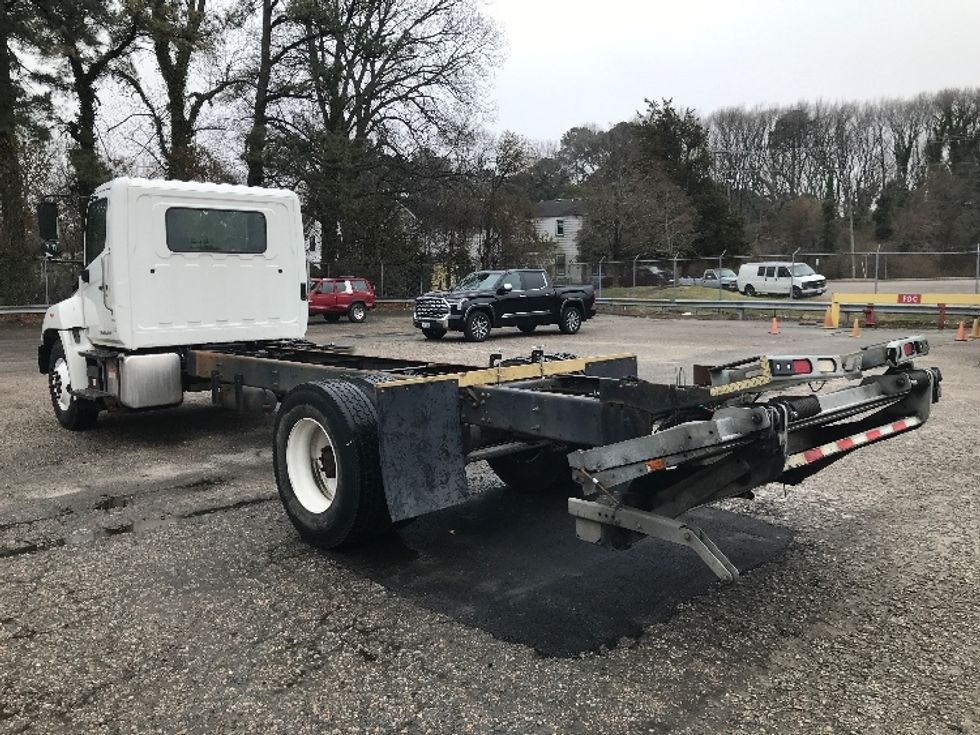 Cab and Chassis Truck-Light and Medium Duty Trucks-Hino-2019-268-Prince George-VA-104,149\n\t\tmiles-$ 49,000 - Image 6