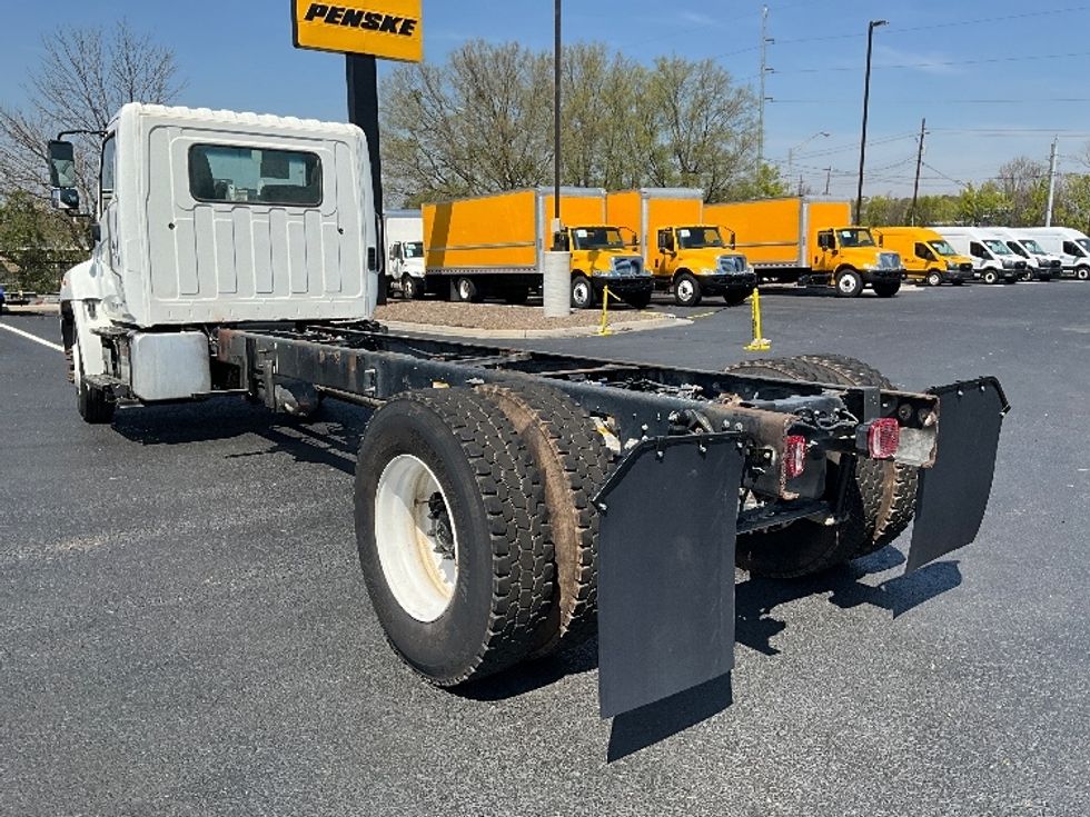 Cab and Chassis Truck-Light and Medium Duty Trucks-Hino-2019-338-Atlanta (Forest Park)-GA-219,009\n\t\tmiles-$ 33,750 - Image 6