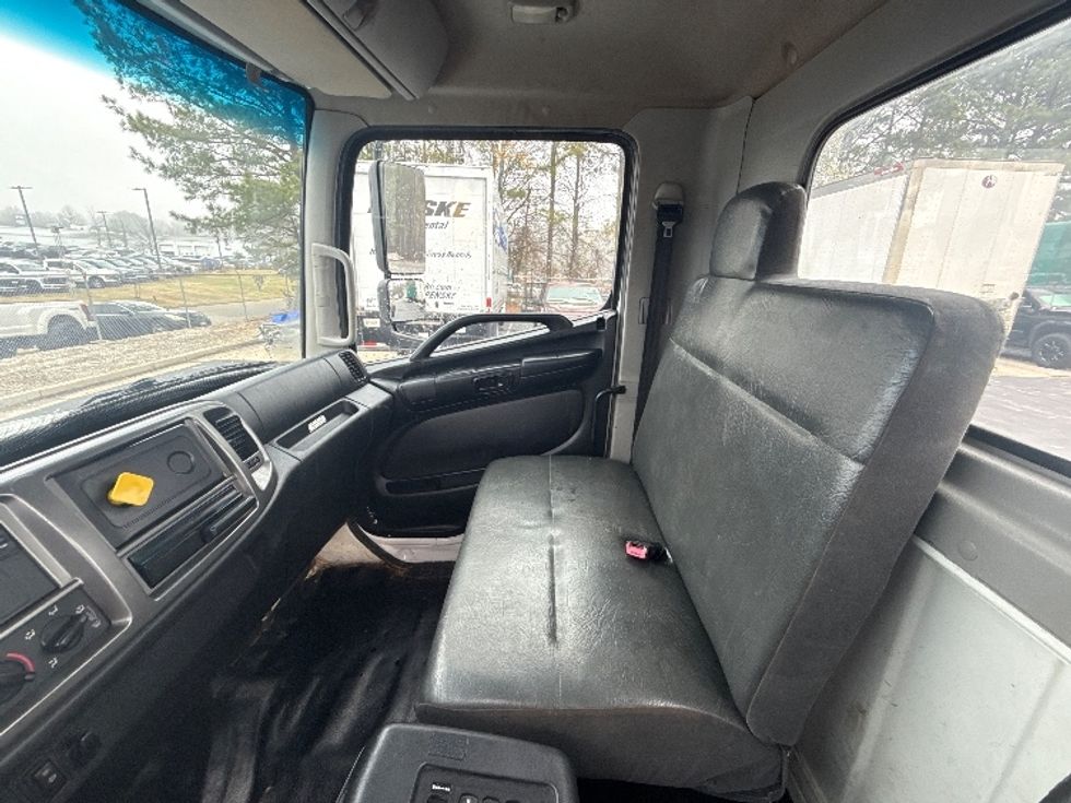 Cab and Chassis Truck-Light and Medium Duty Trucks-Hino-2019-338-Conyers-GA-259,346\n\t\tmiles-$ 27,750 - Image 15