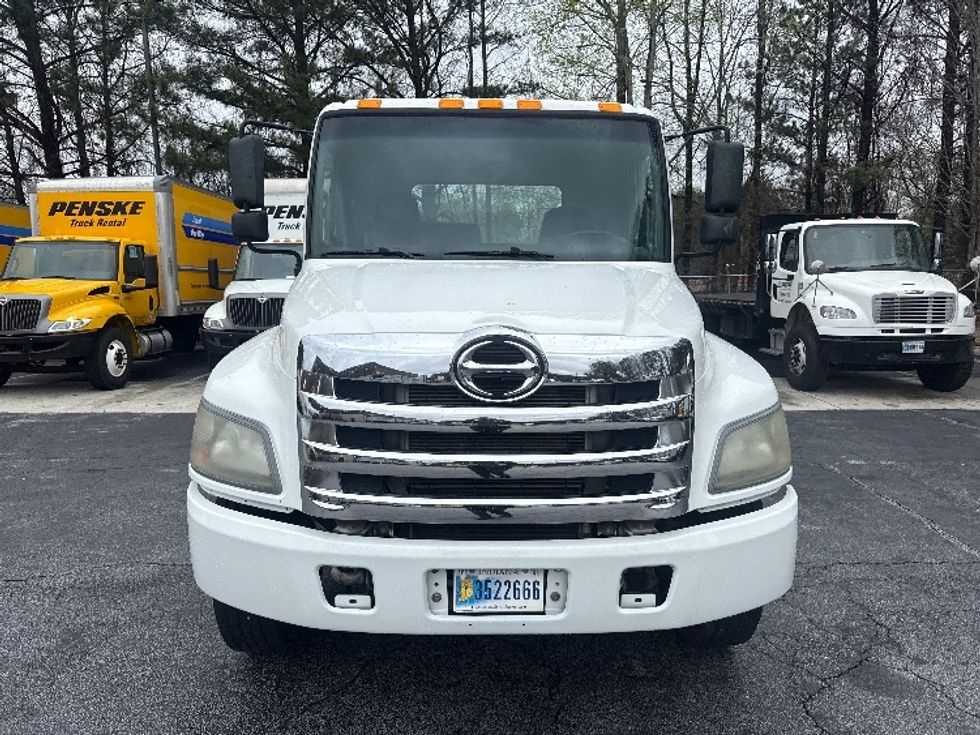 Cab and Chassis Truck-Light and Medium Duty Trucks-Hino-2019-338-Conyers-GA-259,346\n\t\tmiles-$ 27,750 - Image 2