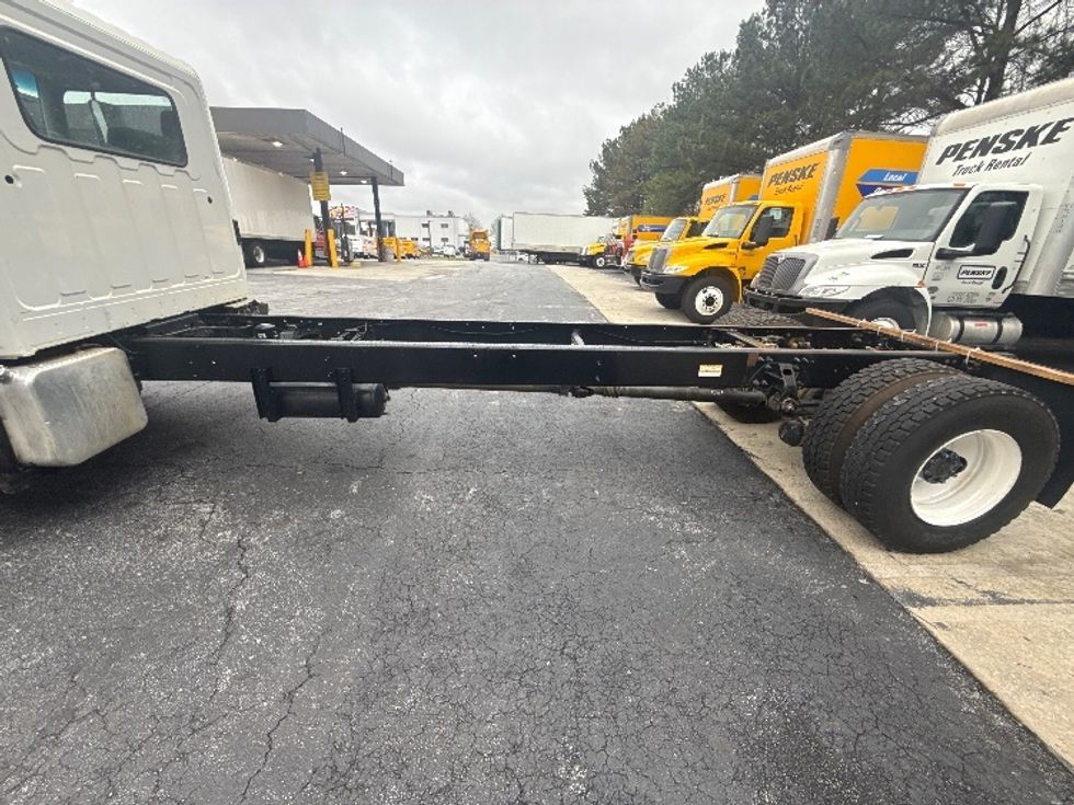 Cab and Chassis Truck-Light and Medium Duty Trucks-Hino-2019-338-Conyers-GA-259,346\n\t\tmiles-$ 27,750 - Image 22
