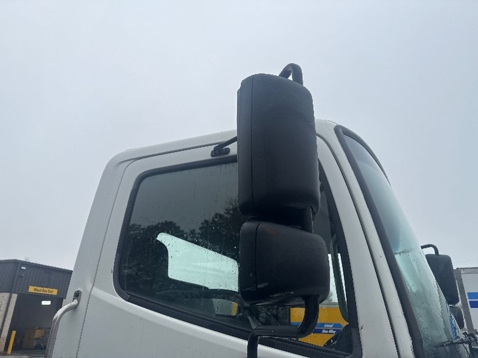 Cab and Chassis Truck-Light and Medium Duty Trucks-Hino-2019-338-Conyers-GA-259,346\n\t\tmiles-$ 27,750 - Image 27