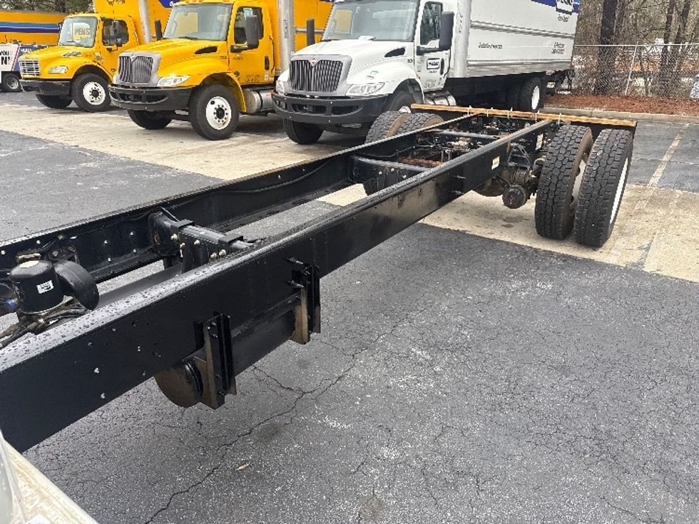 Cab and Chassis Truck-Light and Medium Duty Trucks-Hino-2019-338-Conyers-GA-259,346\n\t\tmiles-$ 27,750 - Image 5