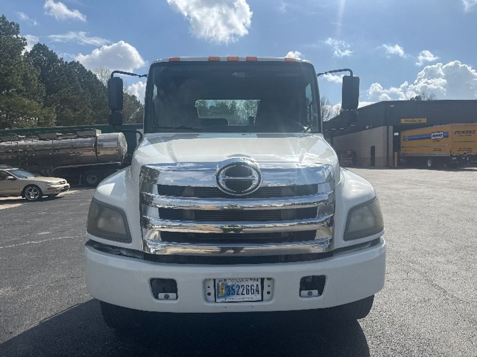 Cab and Chassis Truck-Light and Medium Duty Trucks-Hino-2019-338-Duluth-GA-192,192\n\t\tmiles-$ 37,500 - Image 2