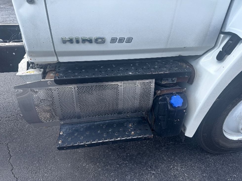 Cab and Chassis Truck-Light and Medium Duty Trucks-Hino-2019-338-Duluth-GA-192,192\n\t\tmiles-$ 37,500 - Image 24