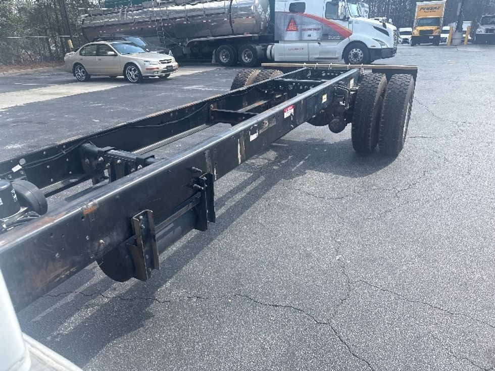 Cab and Chassis Truck-Light and Medium Duty Trucks-Hino-2019-338-Duluth-GA-192,192\n\t\tmiles-$ 37,500 - Image 5