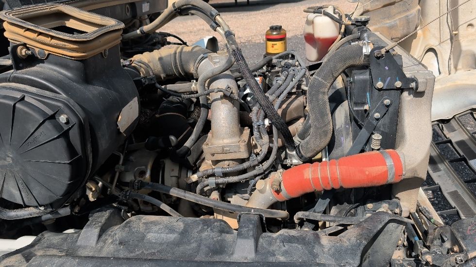 Cab and Chassis Truck-Light and Medium Duty Trucks-Hino-2019-338-Suwanee-GA-222,346\n\t\tmiles-$ 33,500 - Image 18