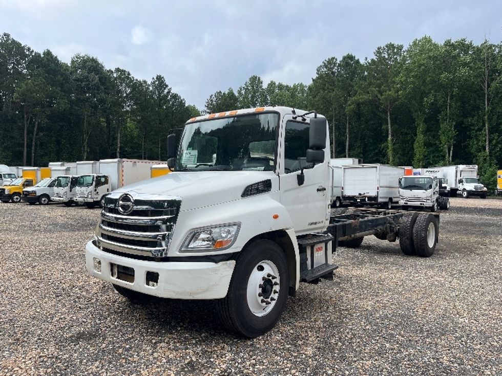 Cab and Chassis Truck-Light and Medium Duty Trucks-Hino-2019-338-Suwanee-GA-250,524\n\t\tmiles-$ 30,000 - Image 3