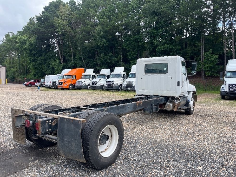 Cab and Chassis Truck-Light and Medium Duty Trucks-Hino-2019-338-Suwanee-GA-250,524\n\t\tmiles-$ 30,000 - Image 7