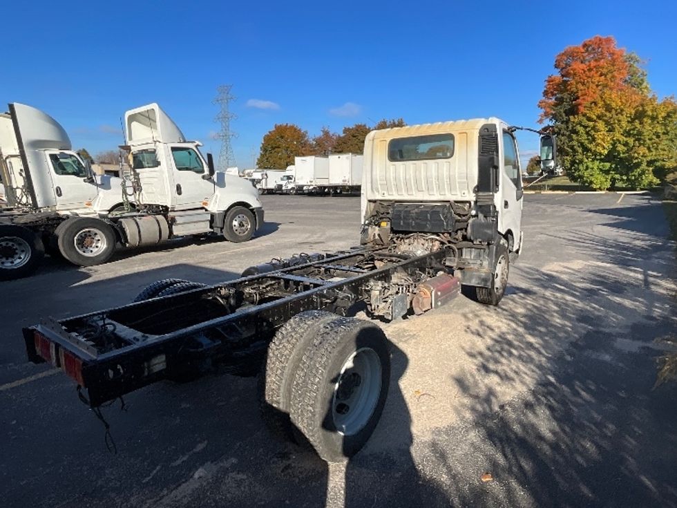 Cab and Chassis Truck-Light and Medium Duty Trucks-Hino-2020-195-London-ON-283,982\n\t\tkm-$ 41,250 - Image 11