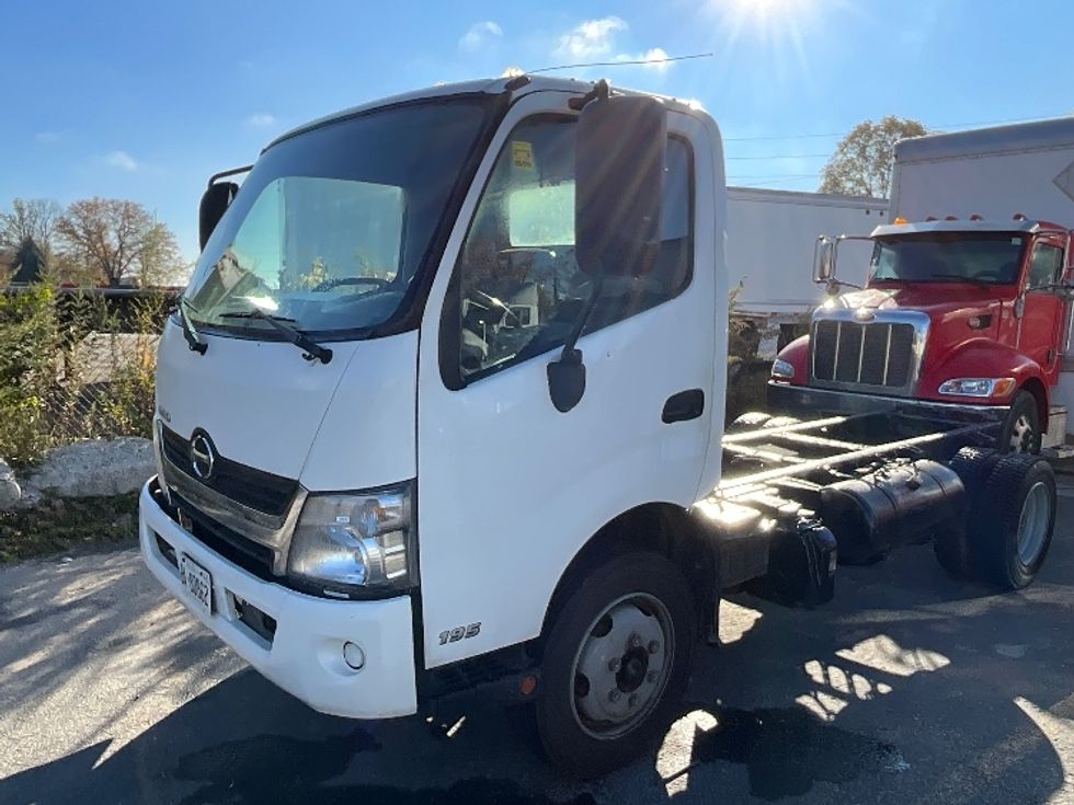 2020 Hino XJC710 / XFC710 Single Cab photo 3