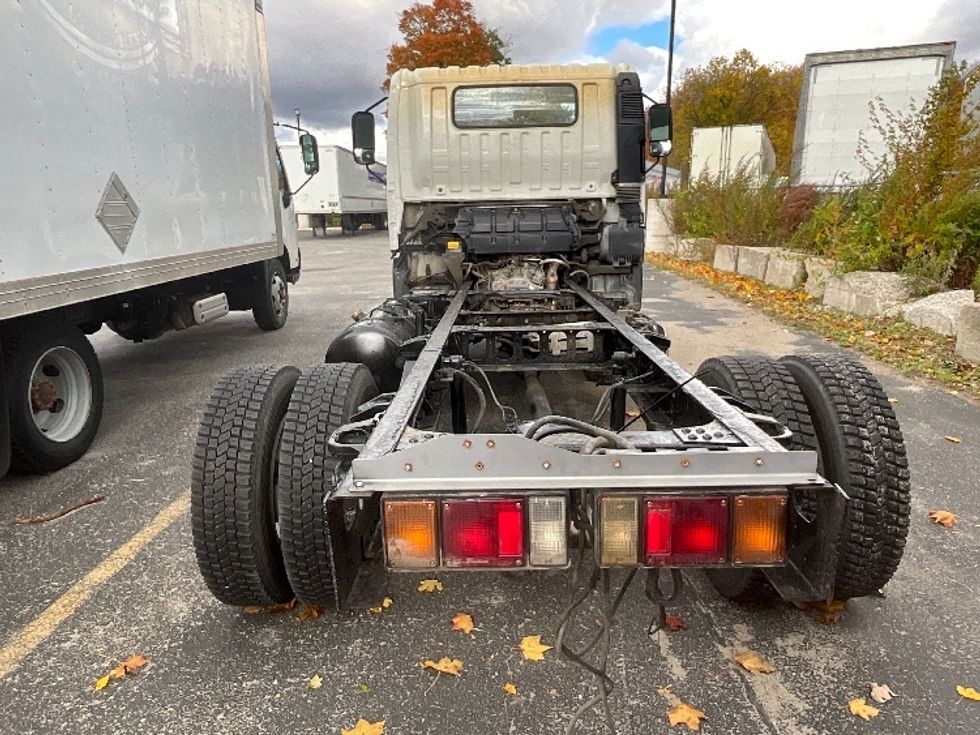 Cab and Chassis Truck-Light and Medium Duty Trucks-Hino-2020-195-London-ON-283,982\n\t\tkm-$ 41,250 - Image 7