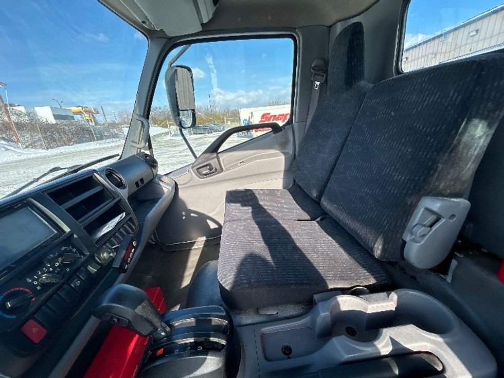 Cab and Chassis Truck-Light and Medium Duty Trucks-Hino-2020-195-Montreal-PQ-248,987\n\t\tkm-$ 47,750 - Image 15