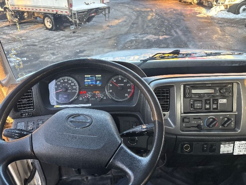 Cab and Chassis Truck-Light and Medium Duty Trucks-Hino-2020-268-Fairless Hills-PA-116,207\n\t\tmiles-$ 48,000 - Image 12