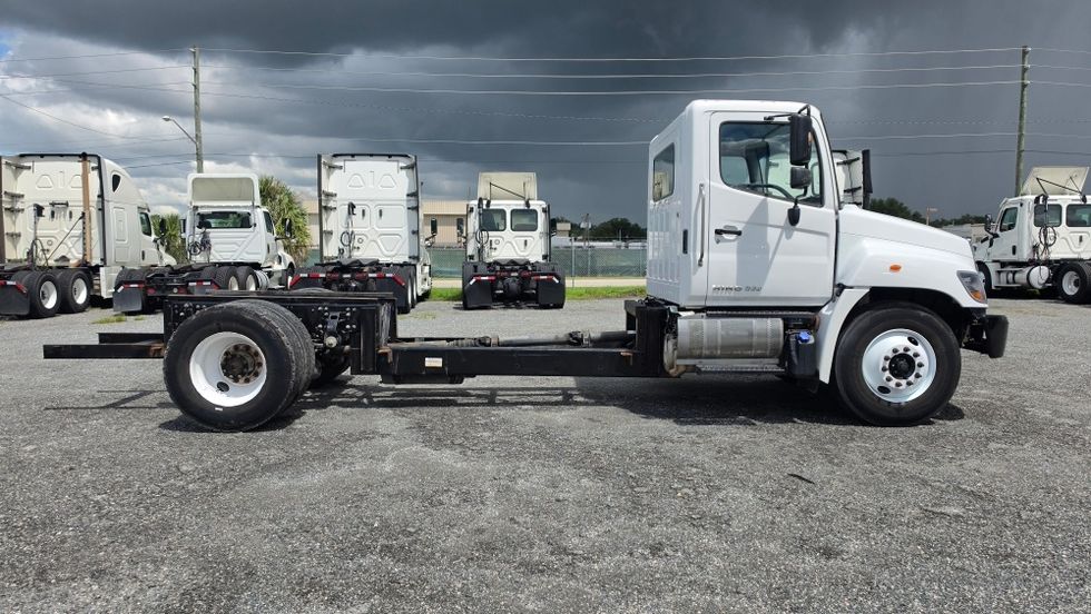 Cab and Chassis Truck-Light and Medium Duty Trucks-Hino-2020-268-Ocala-FL-136,186\n\t\tmiles-$ 46,250 - Image 10