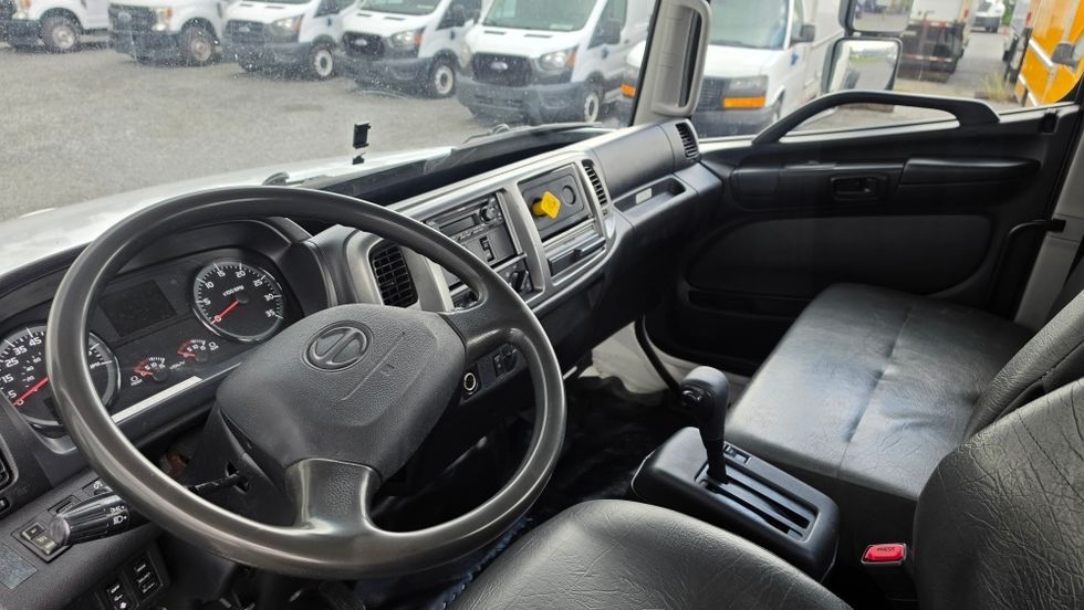 Cab and Chassis Truck-Light and Medium Duty Trucks-Hino-2020-268-Ocala-FL-136,186\n\t\tmiles-$ 46,250 - Image 12