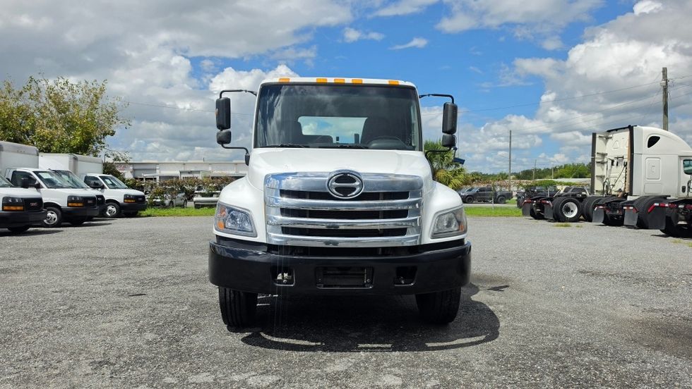 Cab and Chassis Truck-Light and Medium Duty Trucks-Hino-2020-268-Ocala-FL-136,186\n\t\tmiles-$ 46,250 - Image 2
