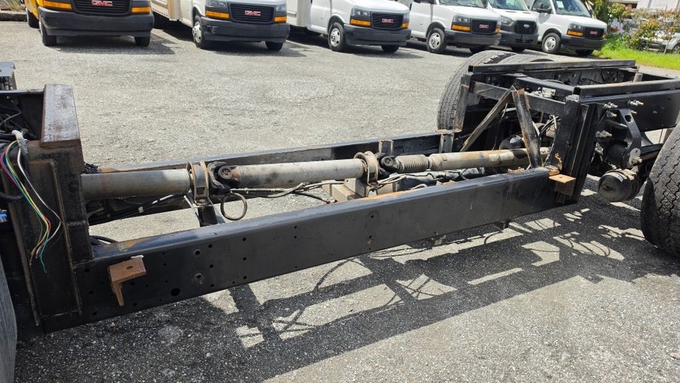Cab and Chassis Truck-Light and Medium Duty Trucks-Hino-2020-268-Ocala-FL-136,186\n\t\tmiles-$ 46,250 - Image 5
