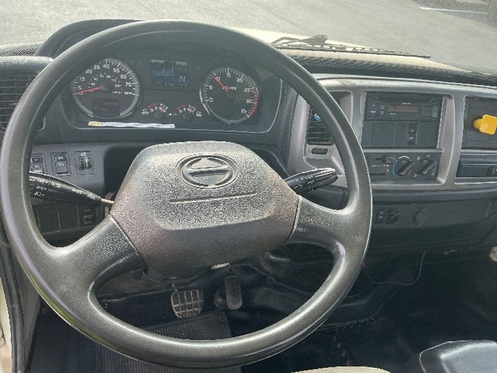 Cab and Chassis Truck-Light and Medium Duty Trucks-Hino-2020-338-Atlanta (Forest Park)-GA-162,357\n\t\tmiles-$ 45,500 - Image 15