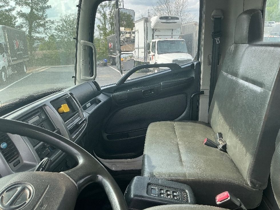 Cab and Chassis Truck-Light and Medium Duty Trucks-Hino-2020-338-Atlanta (Forest Park)-GA-162,357\n\t\tmiles-$ 45,500 - Image 16