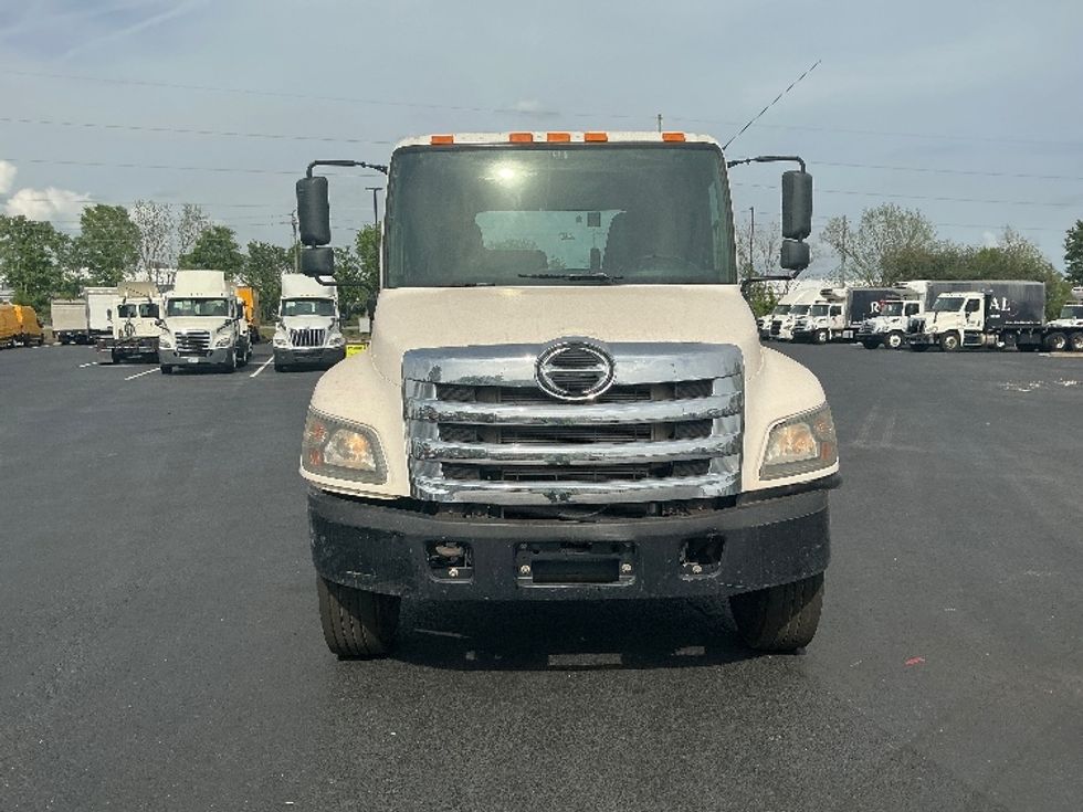 Cab and Chassis Truck-Light and Medium Duty Trucks-Hino-2020-338-Atlanta (Forest Park)-GA-162,357\n\t\tmiles-$ 45,500 - Image 2