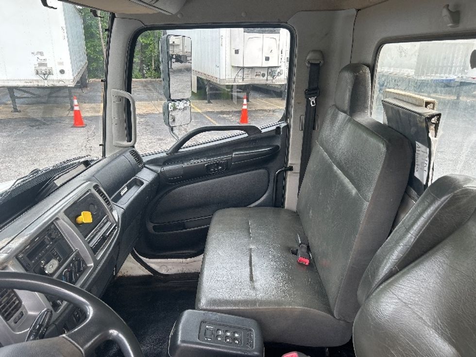 Cab and Chassis Truck-Light and Medium Duty Trucks-Hino-2020-338-Duluth-GA-164,693\n\t\tmiles-$ 36,250 - Image 14