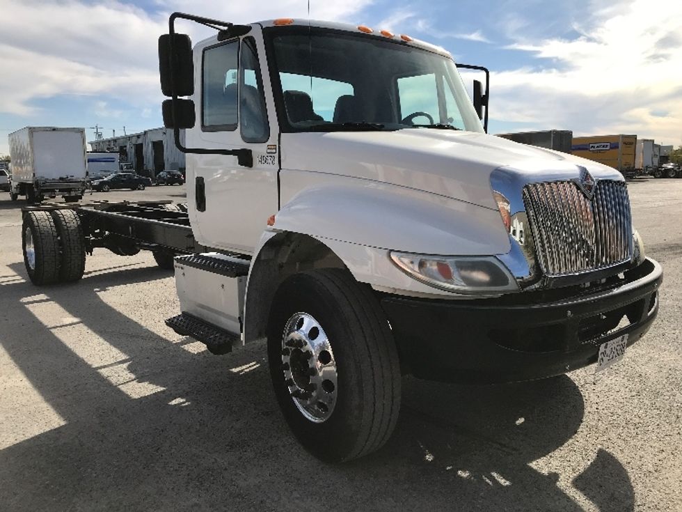 Used Cab and Chassis Trucks for Sale Penske Used Trucks