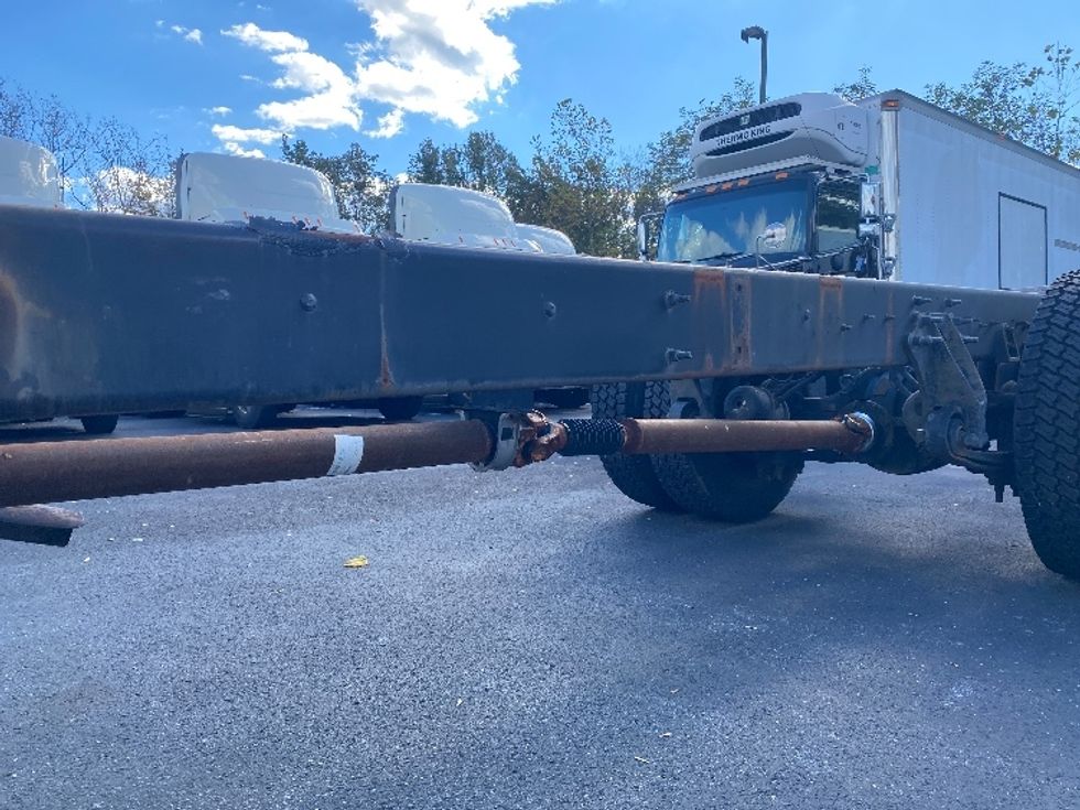 Cab and Chassis Truck-Light and Medium Duty Trucks-International-2018-4300-Jessup-MD-153,629\n\t\tmiles-$ 29,750 - Image 6