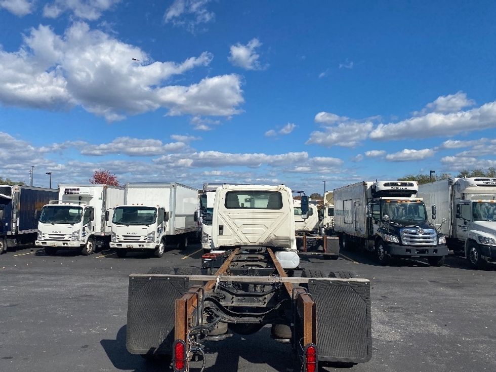 Cab and Chassis Truck-Light and Medium Duty Trucks-International-2018-4300-Jessup-MD-156,698\n\t\tmiles-$ 29,250 - Image 8