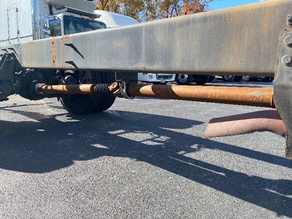 Cab and Chassis Truck-Light and Medium Duty Trucks-International-2018-4300-Jessup-MD-156,756\n\t\tmiles-$ 29,500 - Image 8