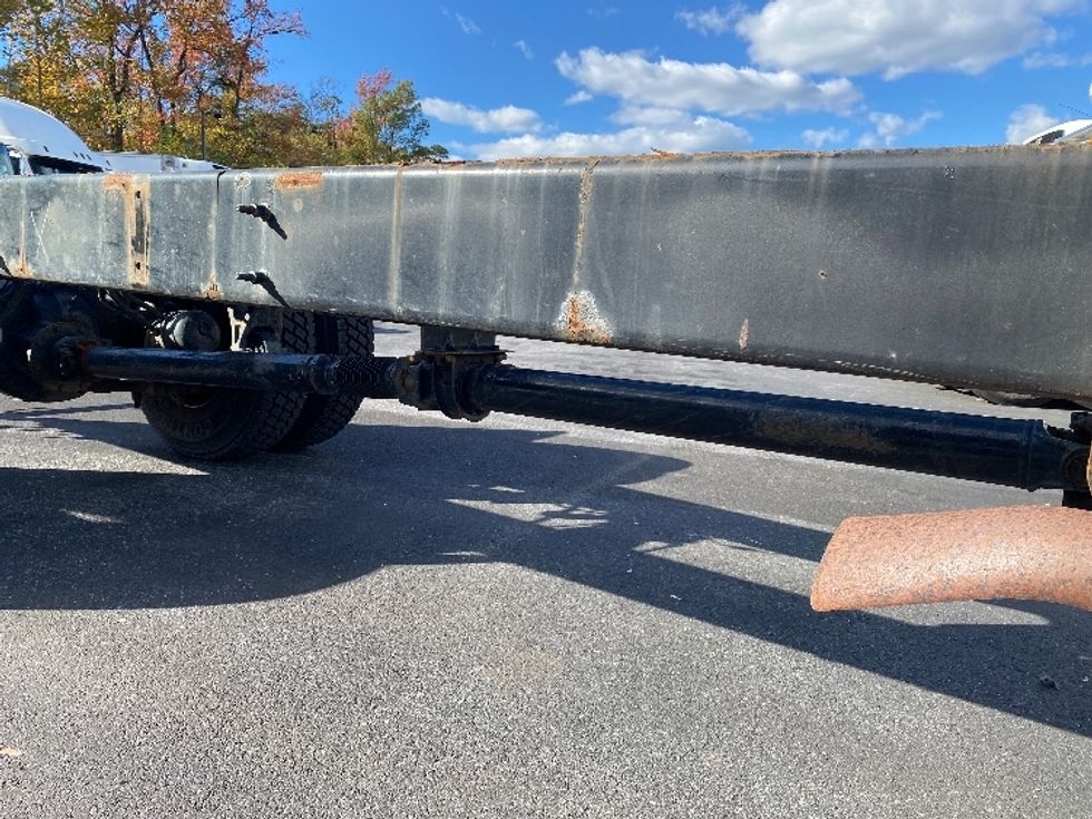 Cab and Chassis Truck-Light and Medium Duty Trucks-International-2018-4300-Jessup-MD-159,048\n\t\tmiles-$ 29,250 - Image 14