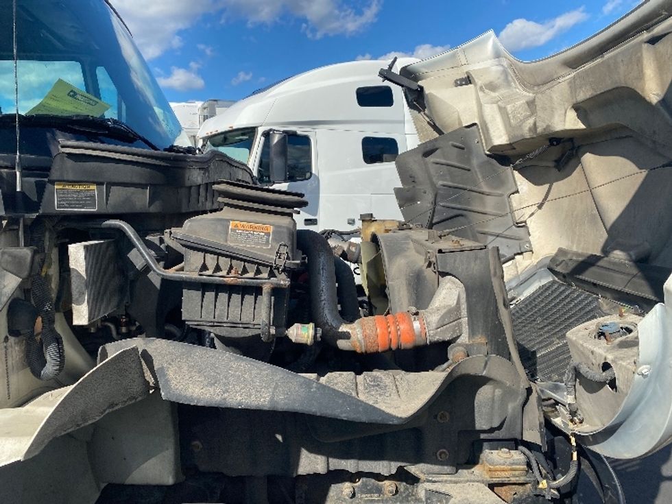 Cab and Chassis Truck-Light and Medium Duty Trucks-International-2018-4300-Jessup-MD-235,512\n\t\tmiles-$ 18,500 - Image 23