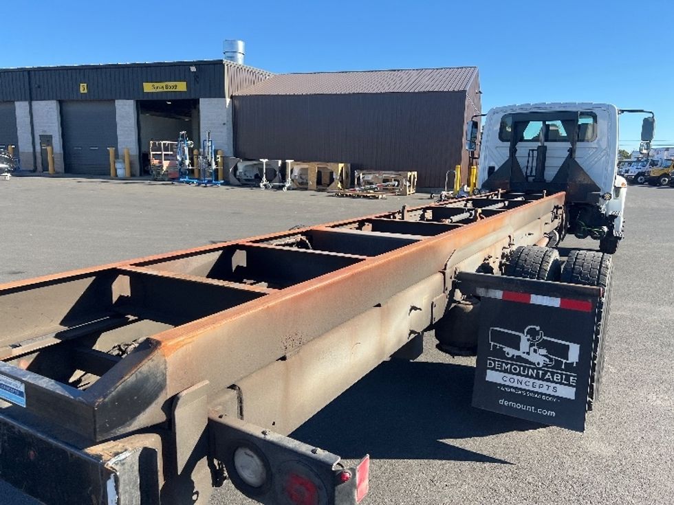Cab and Chassis Truck-Light and Medium Duty Trucks-International-2019-4300-Bensalem-PA-42,748\n\t\tmiles-$ 39,500 - Image 12
