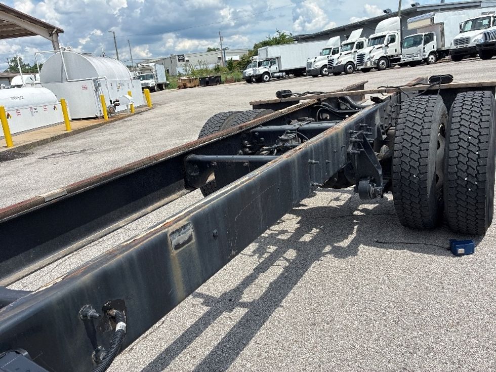 Cab and Chassis Truck-Light and Medium Duty Trucks-International-2019-4300-Nashville (Mount Juliet)-TN-140,697\n\t\tmiles-$ 35,000 - Image 5
