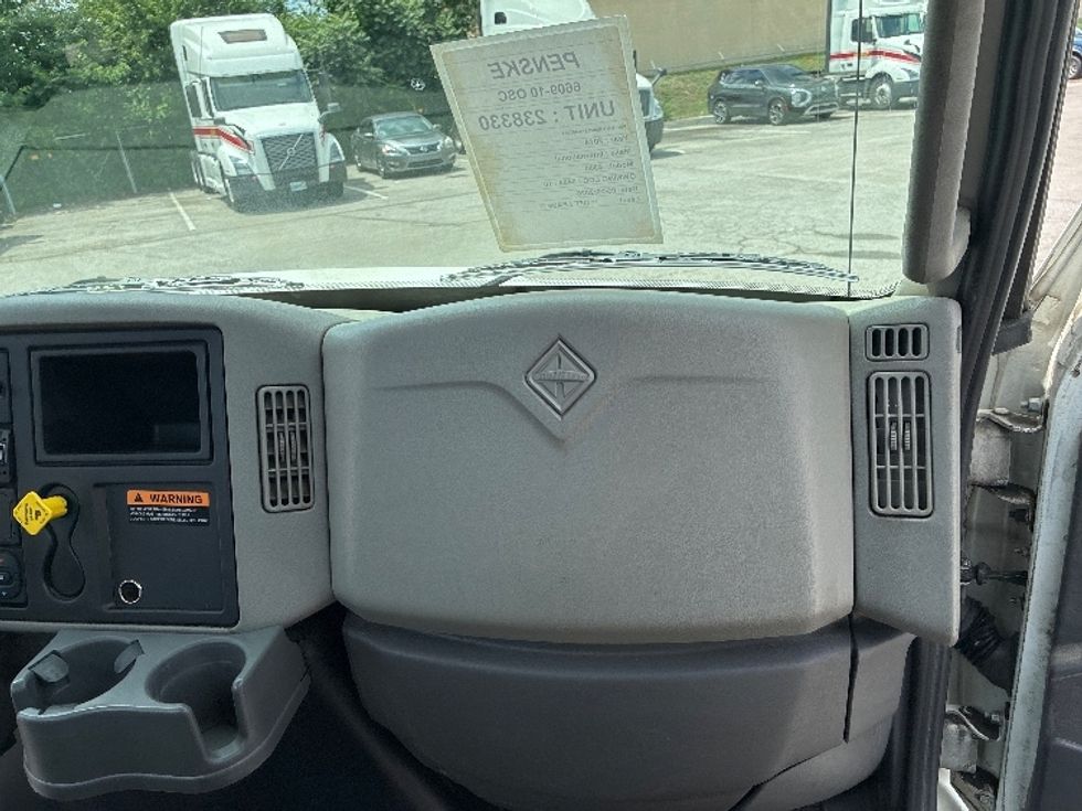 Cab and Chassis Truck-Light and Medium Duty Trucks-International-2019-4300-Nashville (Mount Juliet)-TN-140,697\n\t\tmiles-$ 35,000 - Image 16