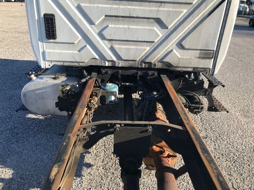Cab and Chassis Truck-Light and Medium Duty Trucks-International-2019-4300LP-Prince George-VA-229,802\n\t\tmiles-$ 24,000 - Image 21